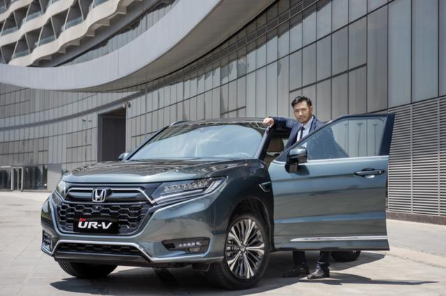 當新中產遇上全新UR-V，精致生活由此開啟